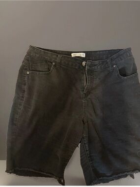 Women’s Black Denim Bermuda Shorts meri skye size 16